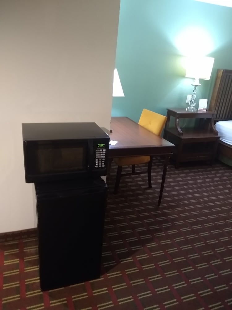 Select Inn Murfreesboro 33/60