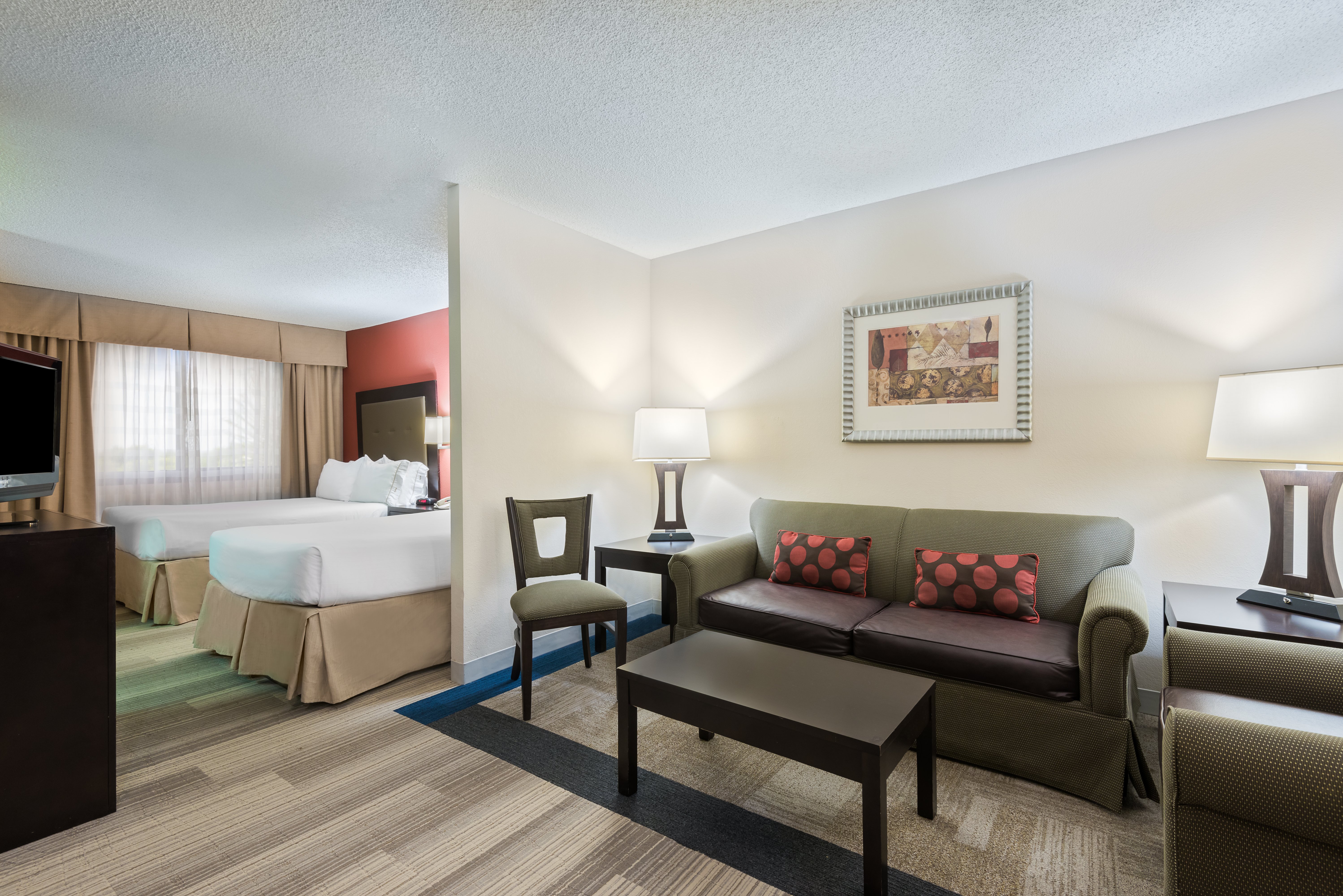 Holiday Inn Express And Suites Kendall East Miami 25/45