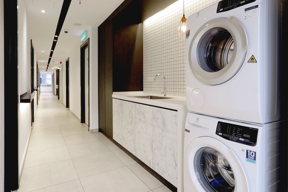 Z Hotel Ara Damansara, LRT, Mall, Airport 26/37
