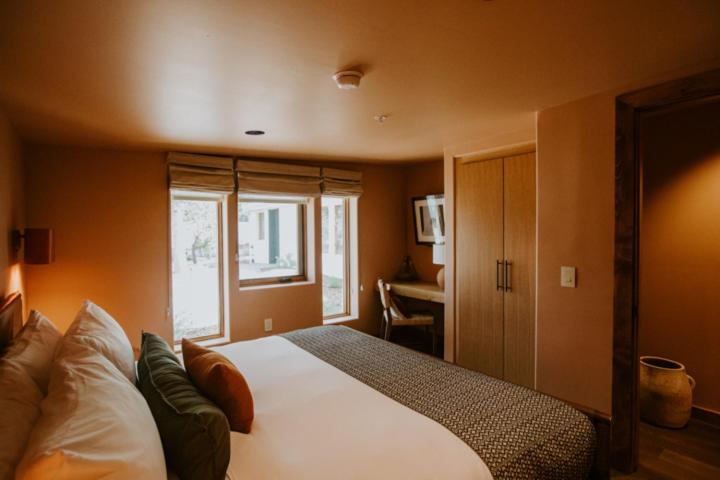 3 Bedrooms, Adobe, Suite, House, King Bed