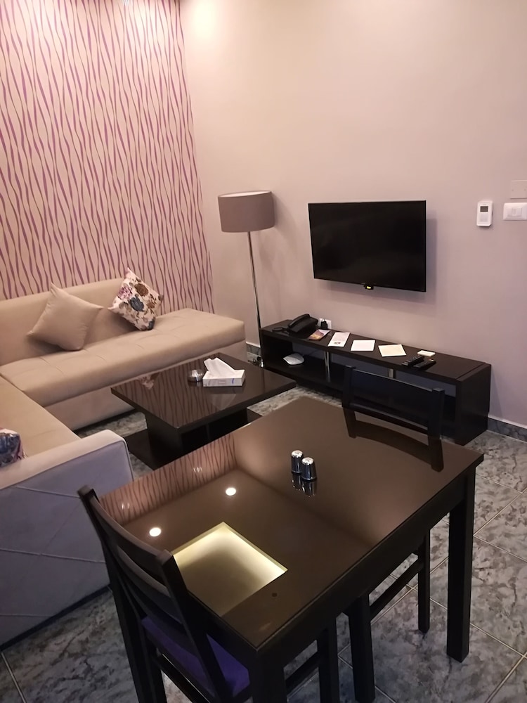 Shams al weibdeh hotel apartment 35/46