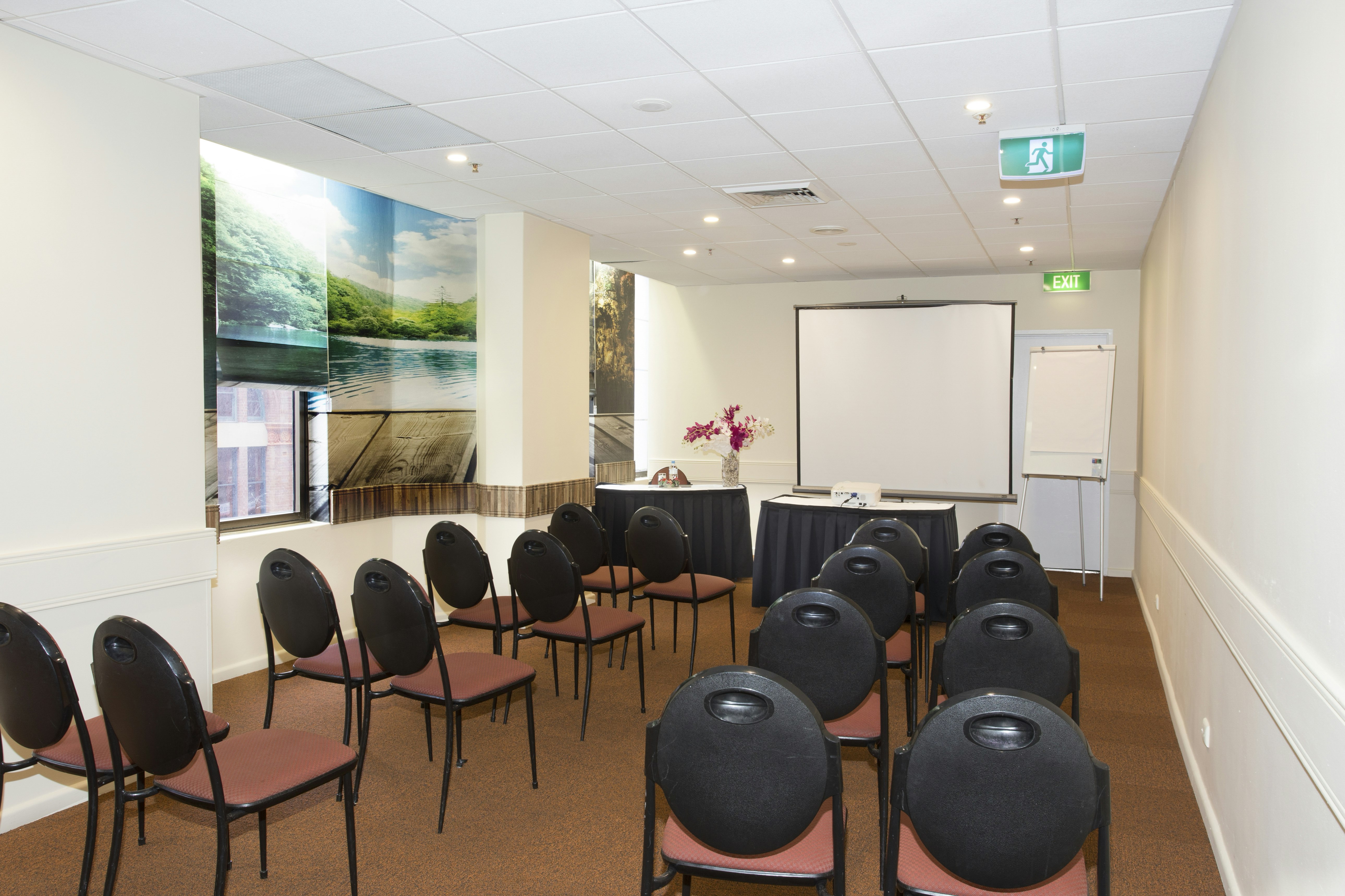 Metro Hotel Marlow Sydney Central 14/17