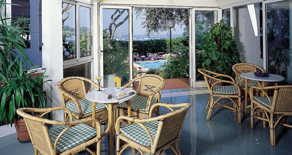 Grand Hotel Ischia Lido 16/30