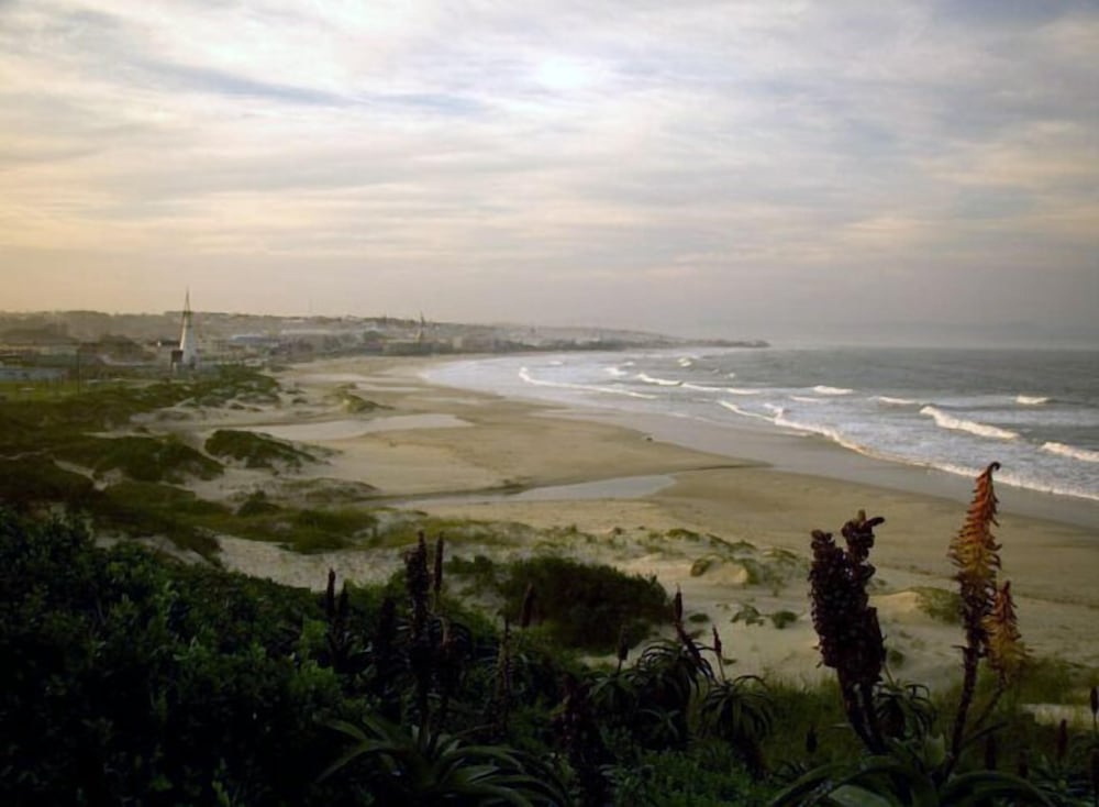 Island Vibe Jeffreys Bay Hostel 26/41