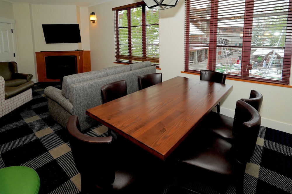 Heavenly Village Condos 37/67
