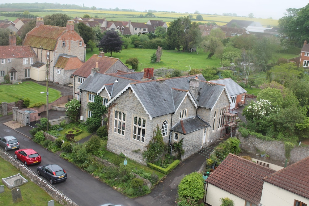 The School House 27/41