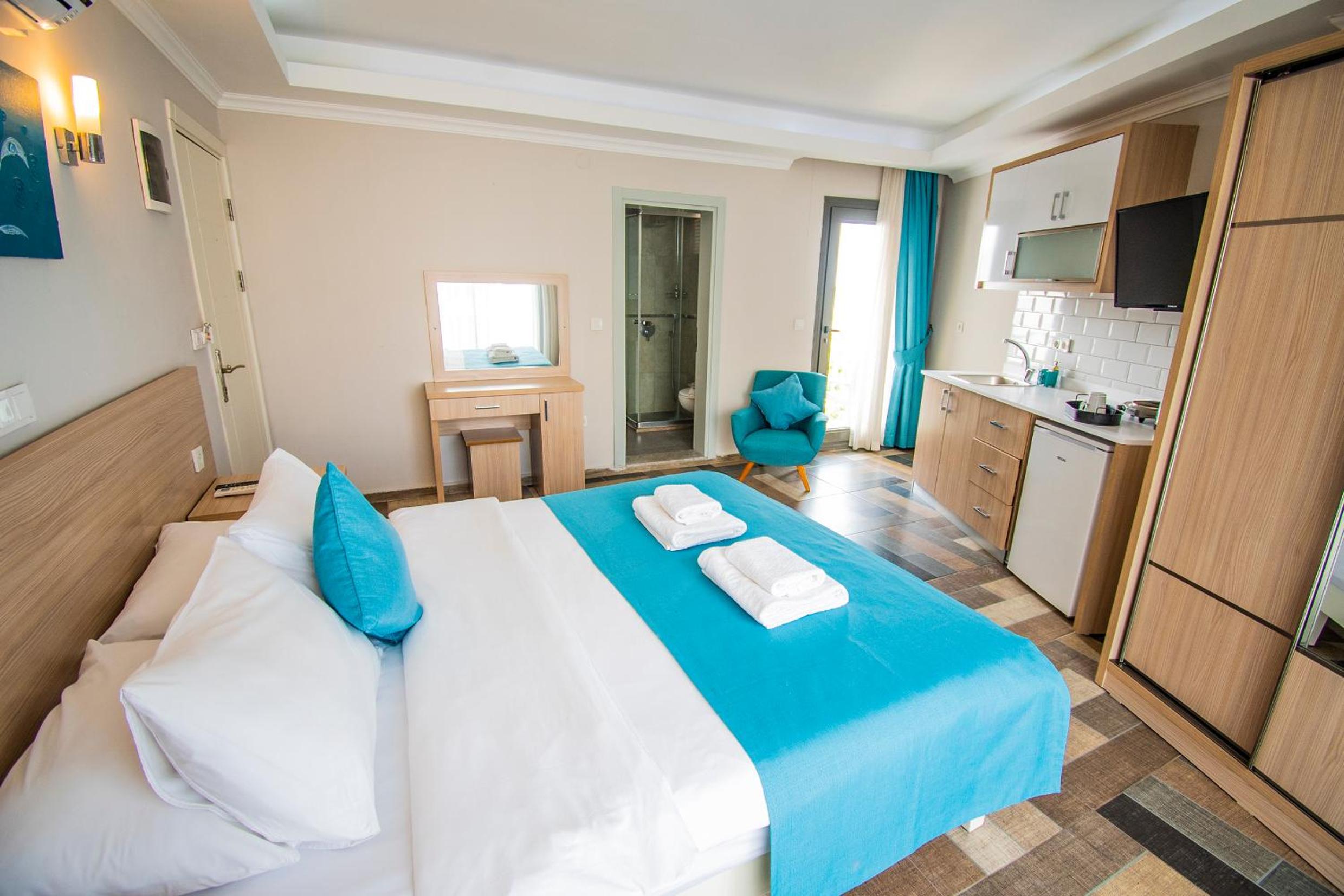 غرفة بسرير مزدوج بإطلالة على البحر، M Suite Hotel 3/10