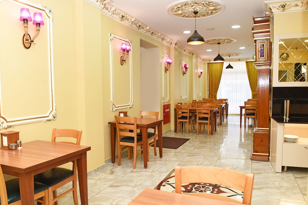 Hotel Grand Umit 49/56