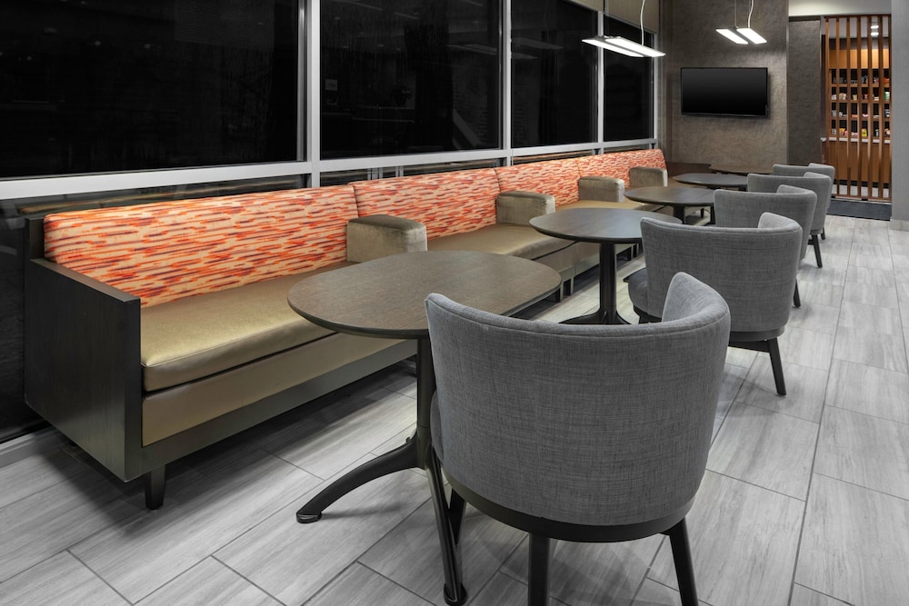 SpringHill Suites by Marriott Raleigh Apex 25/28