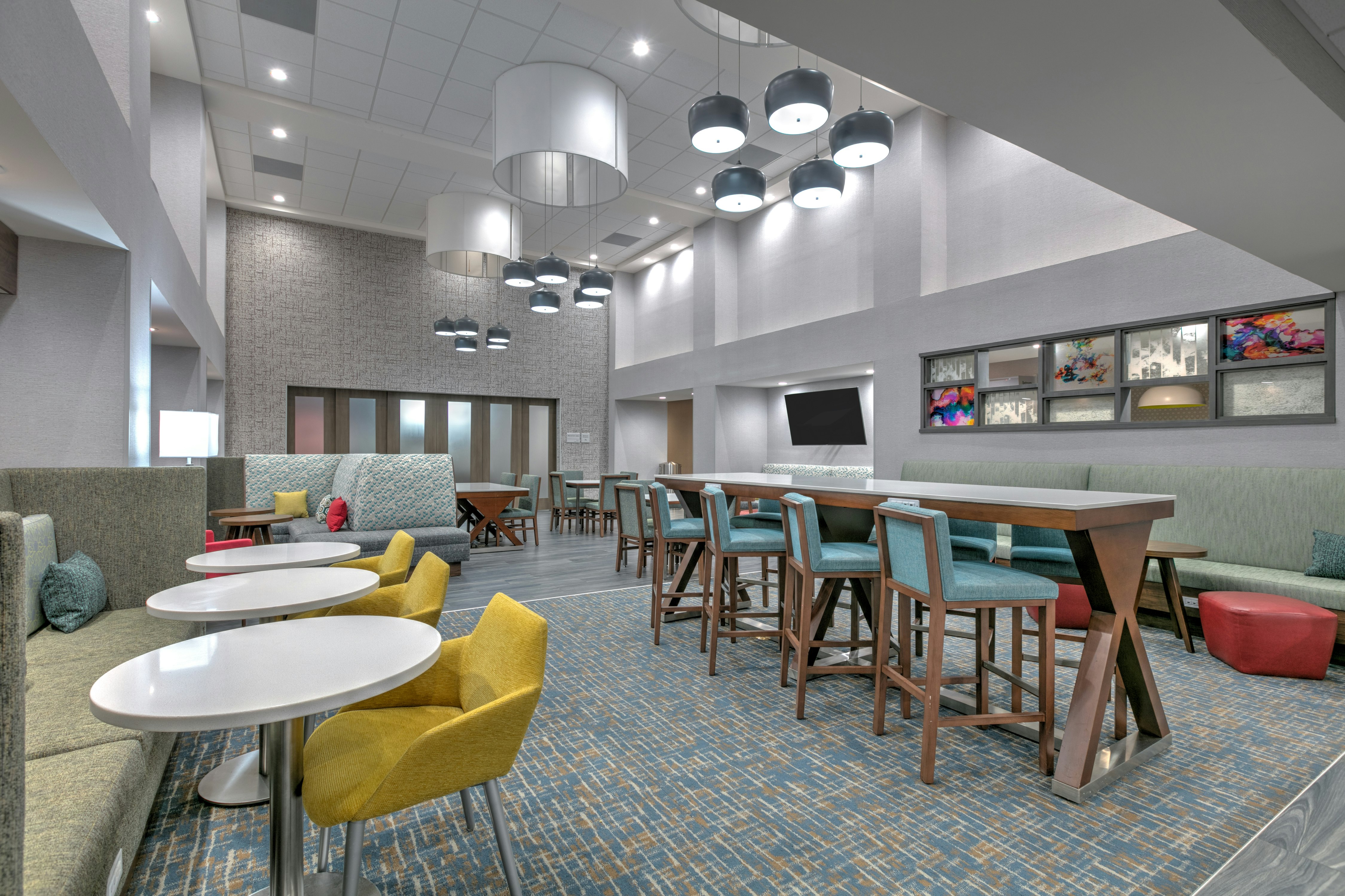 Hampton Inn & Suites Port Lavaca TX 14/17