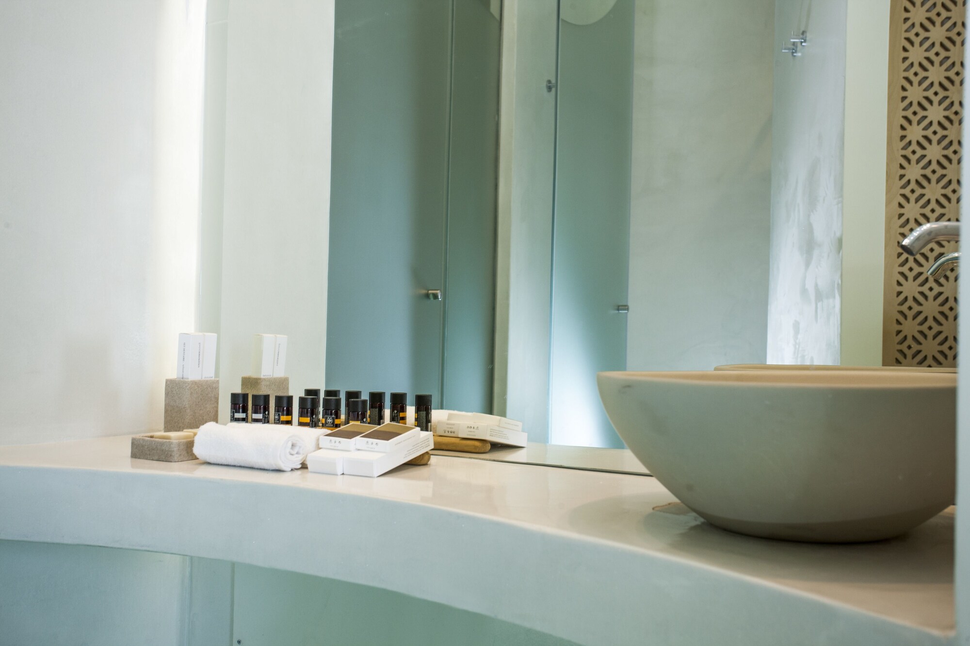 Suite, Jetted Tub