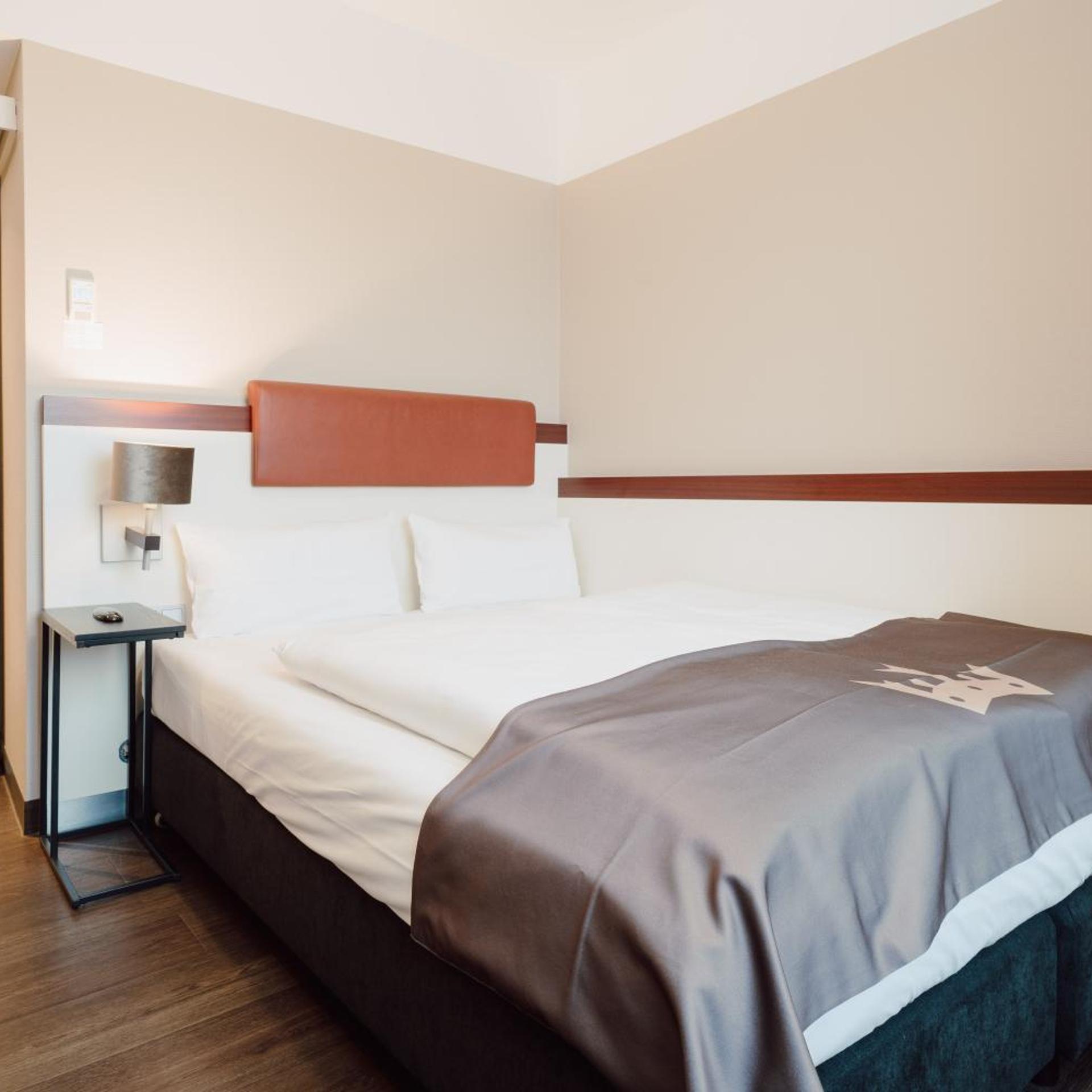 غرفة قياسية بسرير مزدوج، Hotel Kaiserhof 3/10