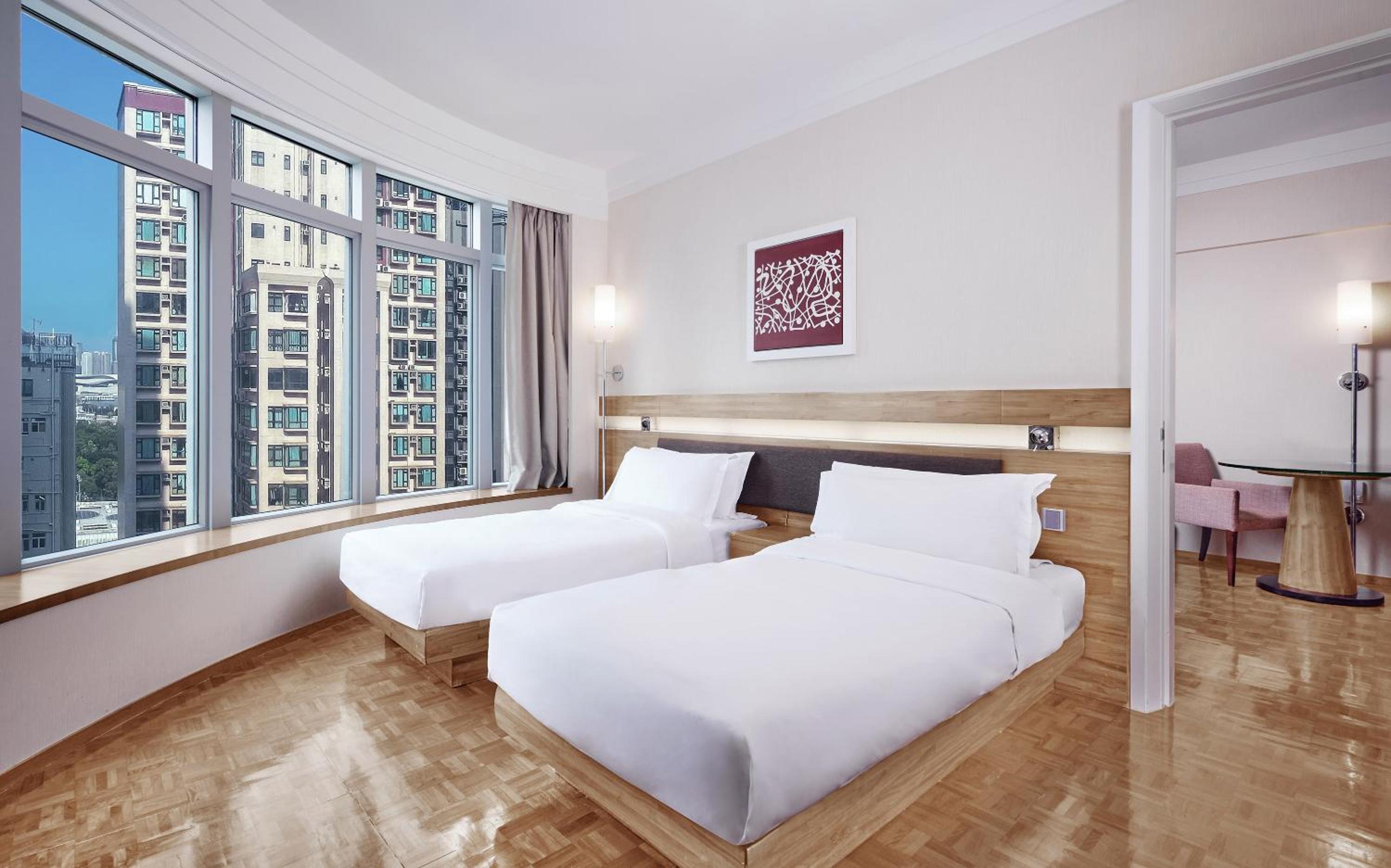 Deluxe Suite Twin Bed