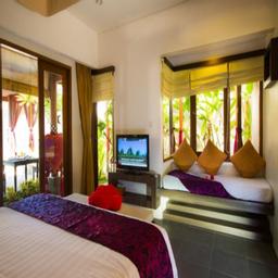 Courtyard, Villa, King Bed, with Pool