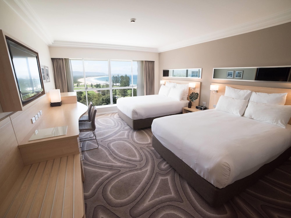 Novotel Wollongong Northbeach 28/69