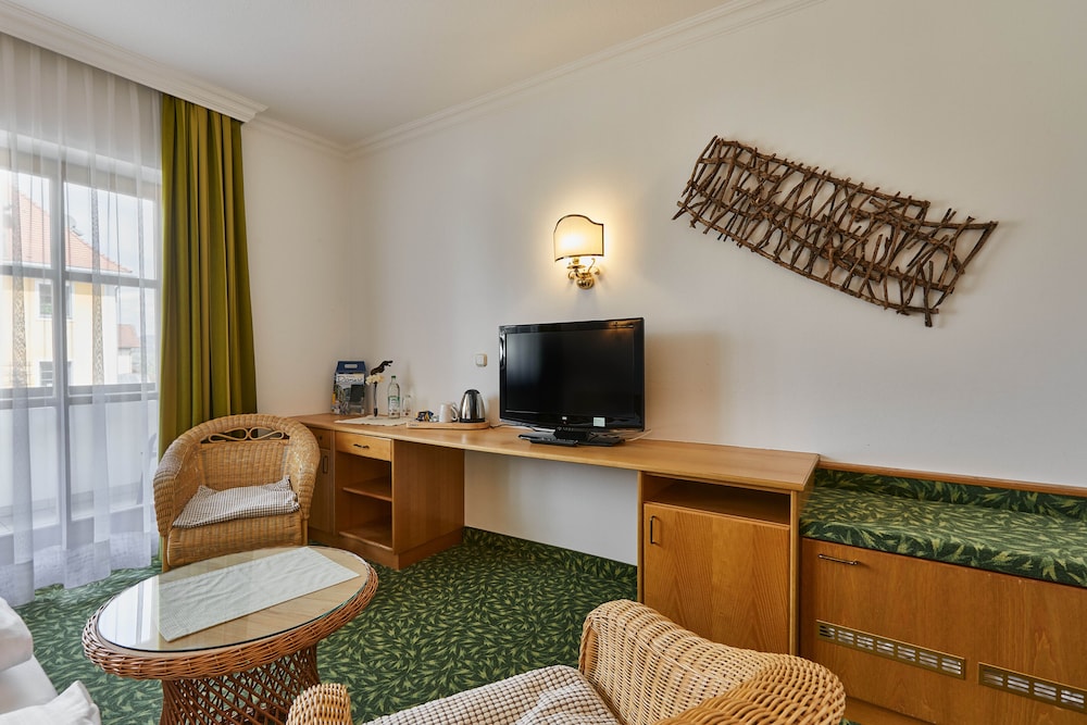 Hotel Lindenhof 49/76