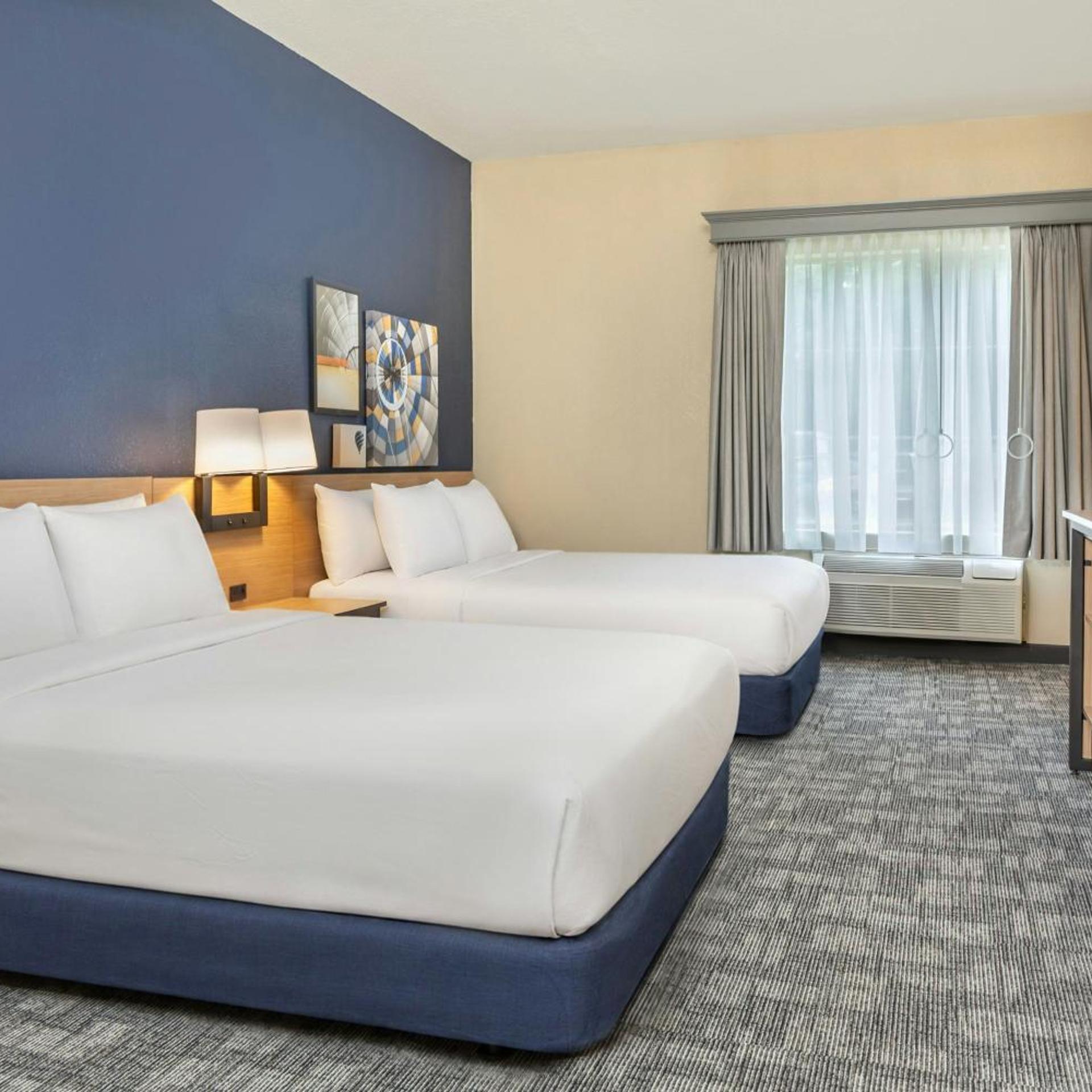 Room, 2 Queen Beds, Partial View, Sofa