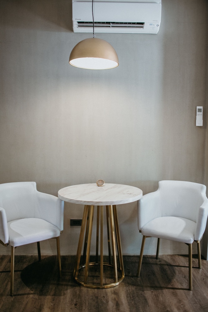 Pvl Suites 26/33