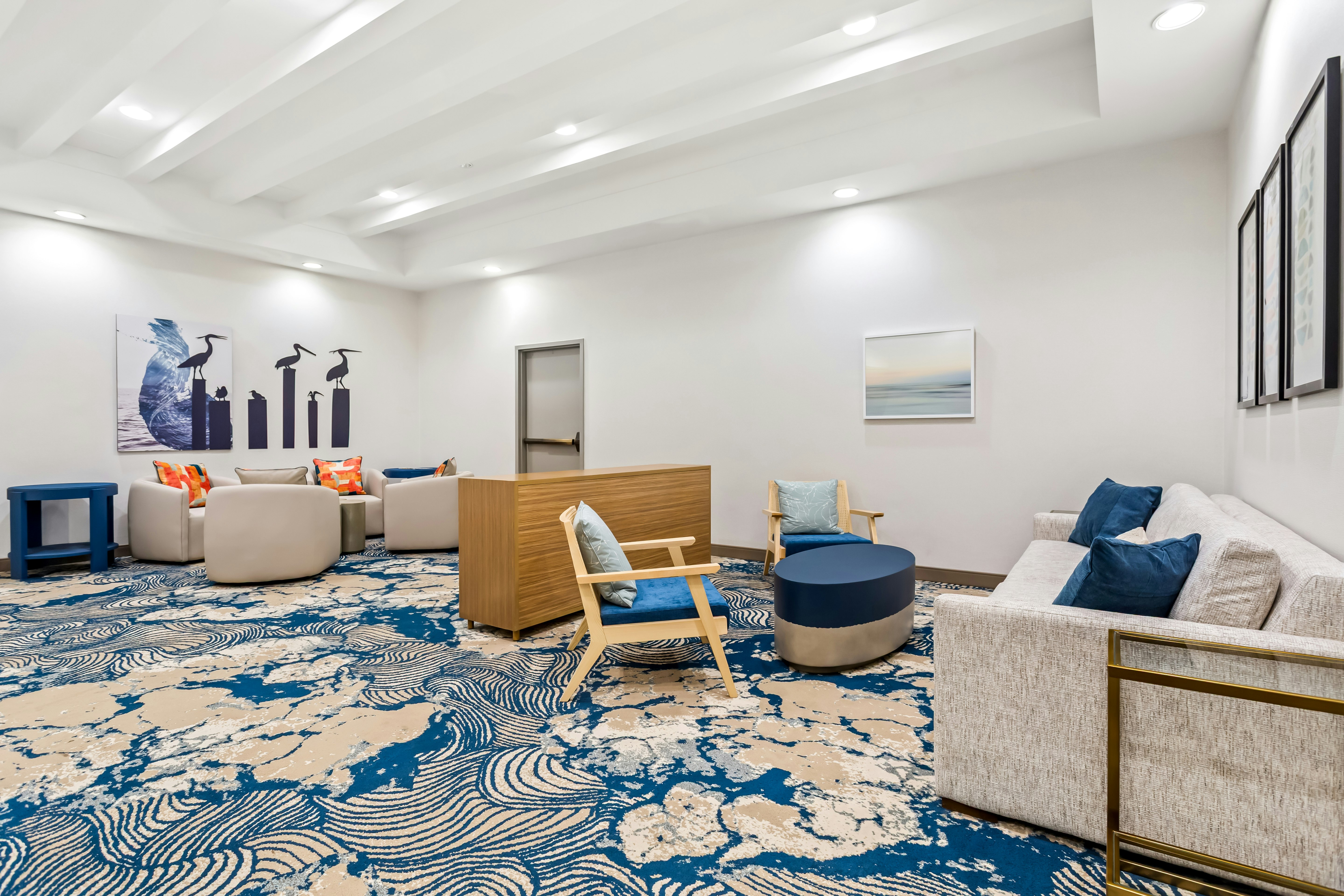 Hampton Inn Suites St Petersburg Downtown 23/51