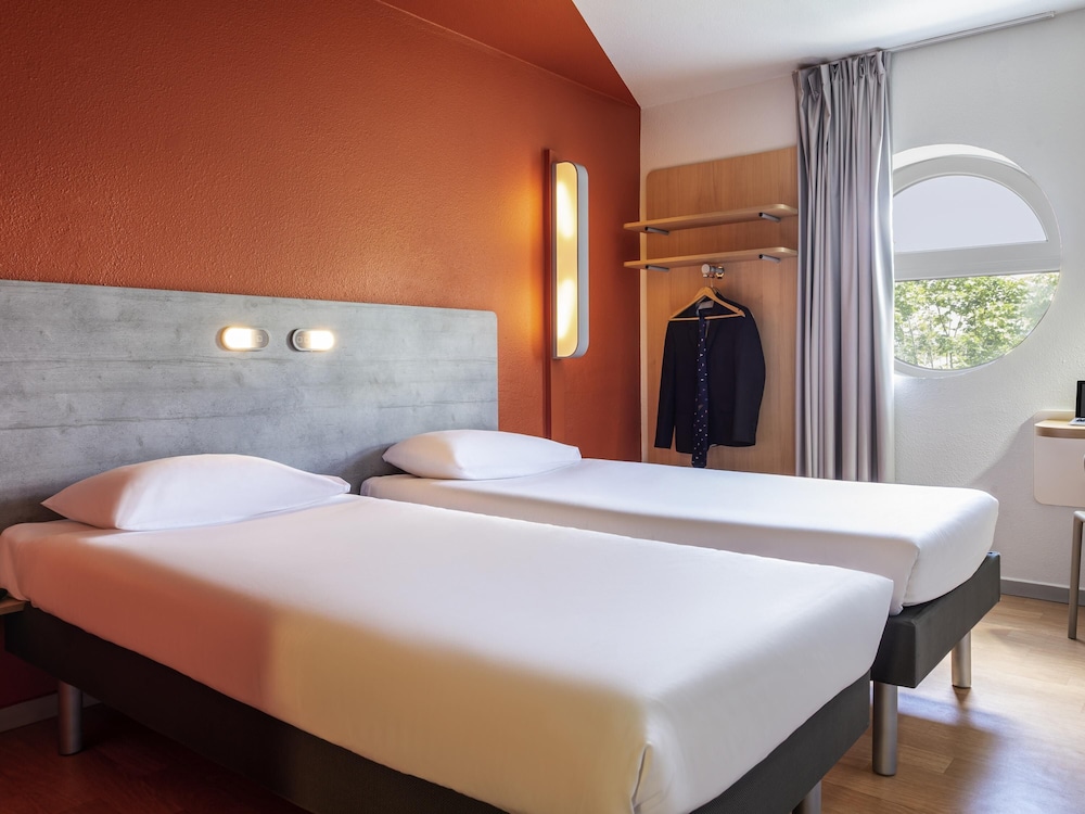 Ibis Budget Grigny Centre 20/40