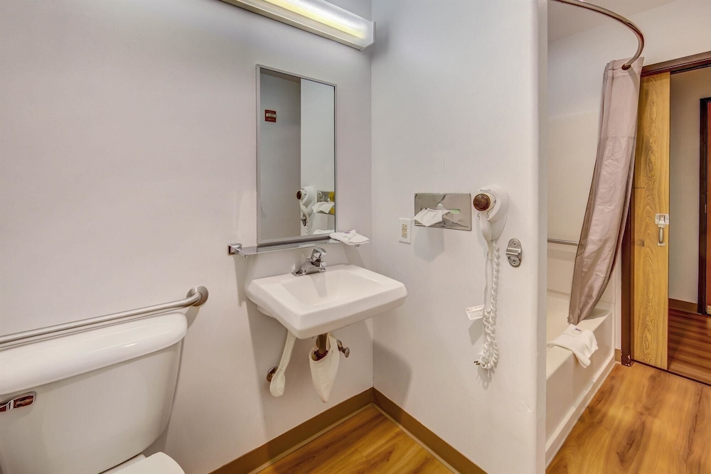 Motel6 Sutherlin, OR – I-5 46/47
