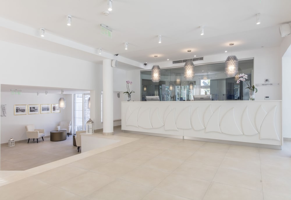 Lobby at Bellevue Maradiso Casa by Aminess, OREBIC