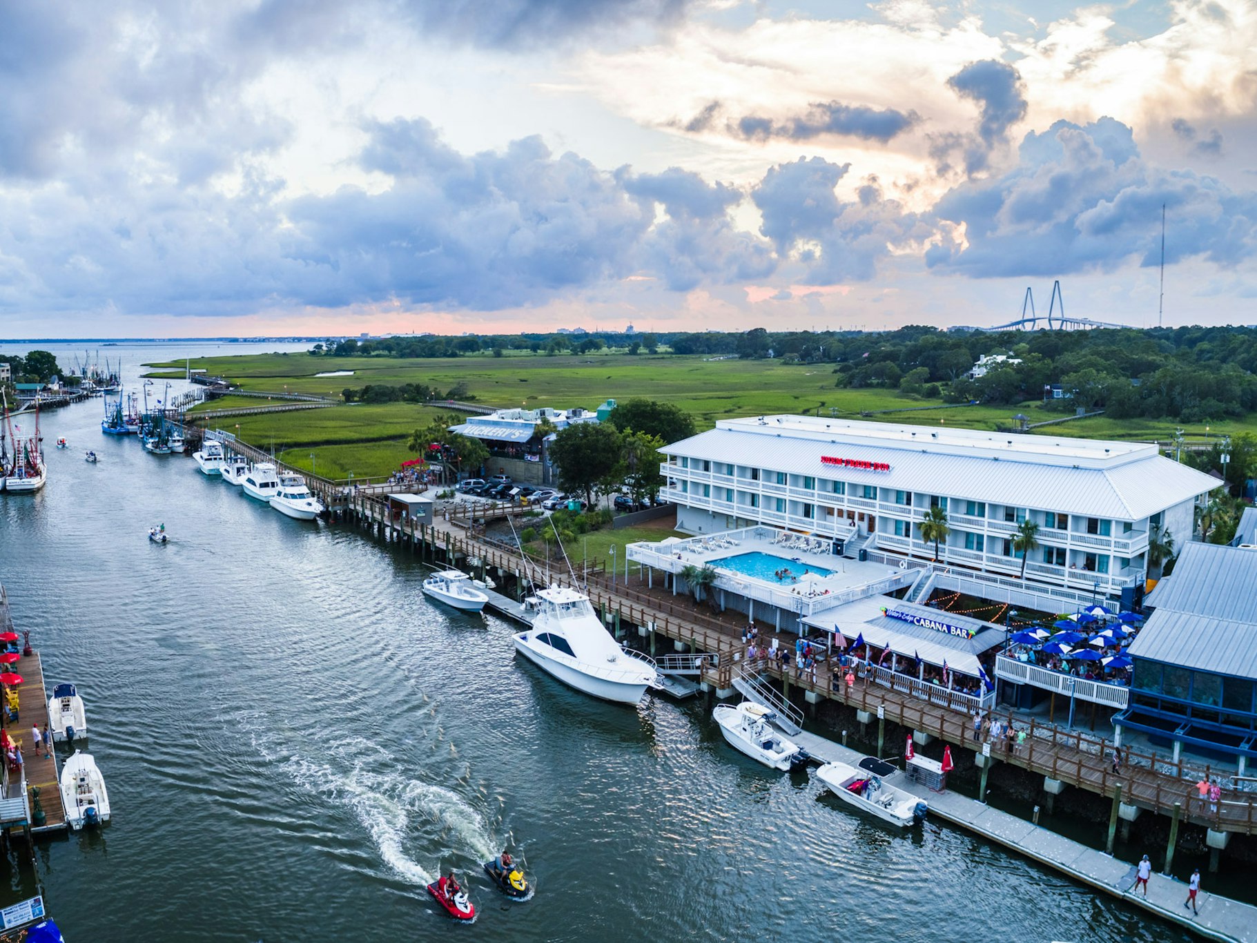 Shem Creek Inn 37/37