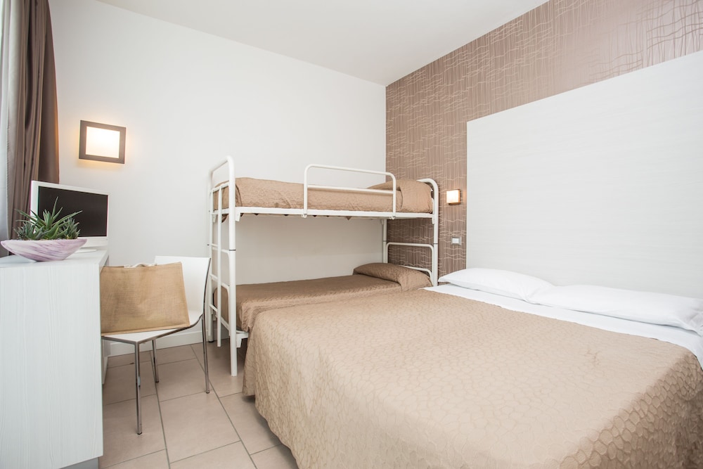Color Mokambo Shore Design Hotel 12/32