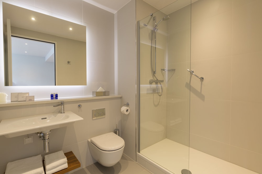Premier Suites Plus Rotterdam 48/50