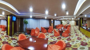 Holiday Inn Express Dongli 30/40