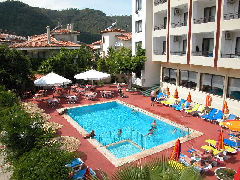 Siesta & Juniper Hotel 27/28