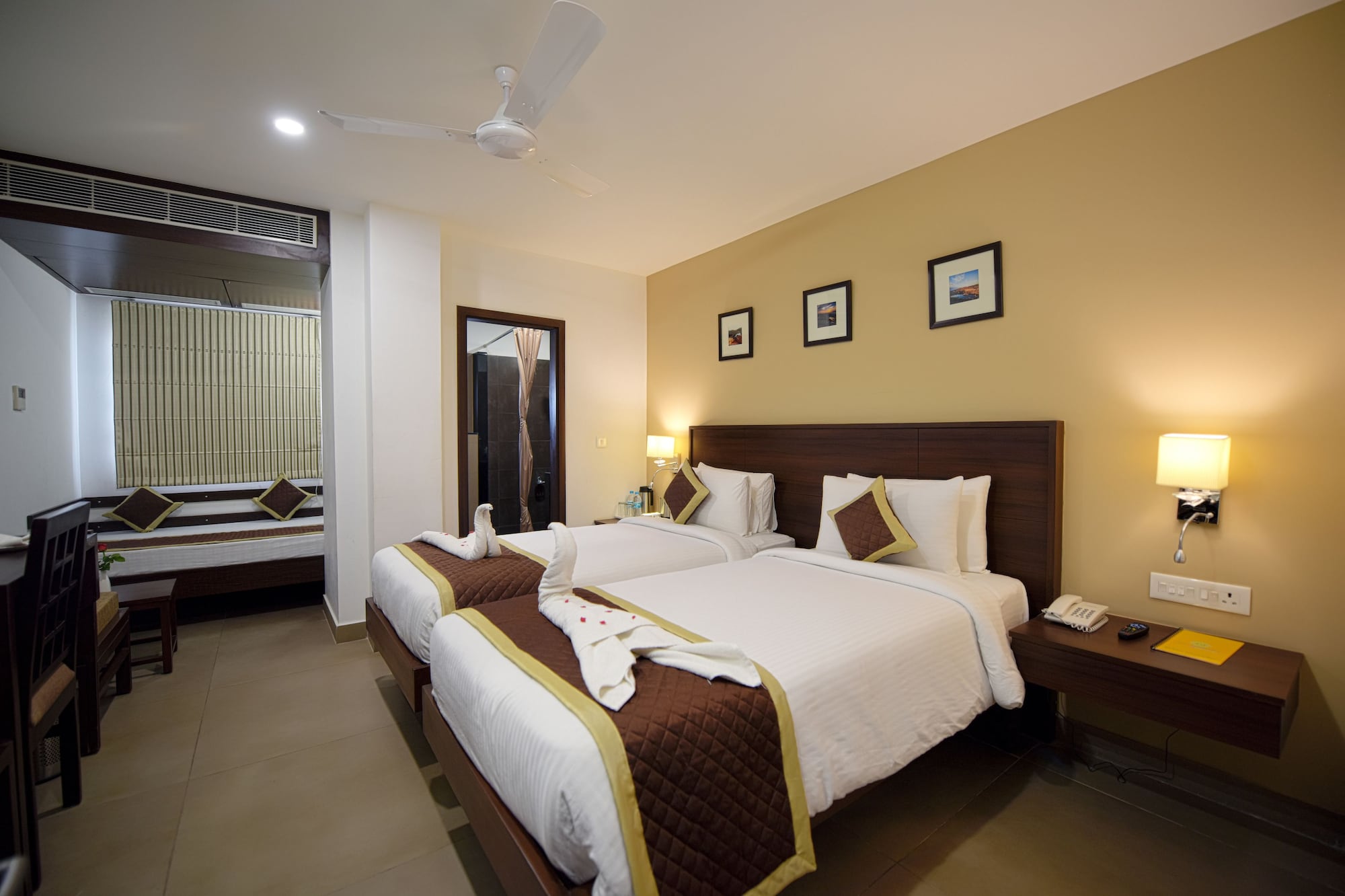 1 BEDROOM, PREMIUM, DOUBLE OR TWIN BED