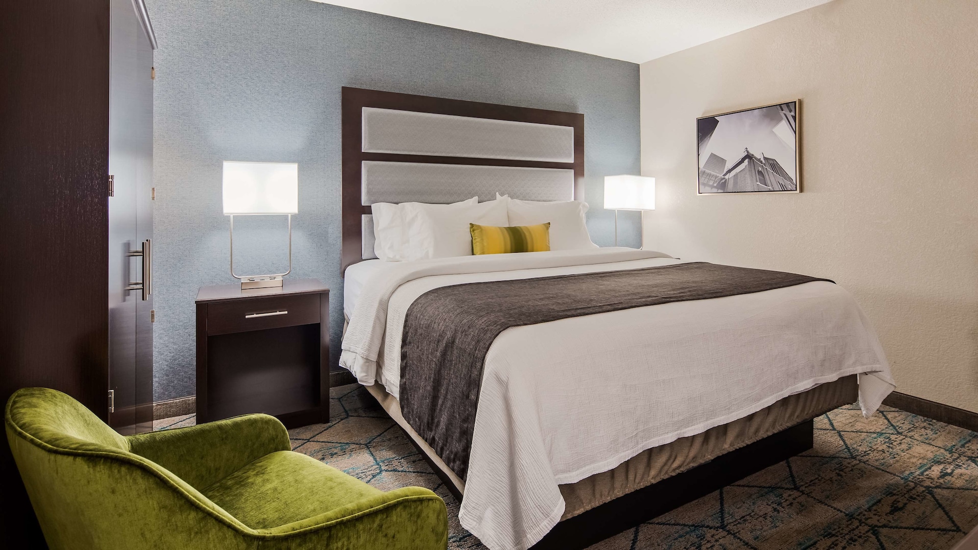 غرفة قياسية بسرير كينج، Best Western Plus Indianapolis NW Hotel 8/10