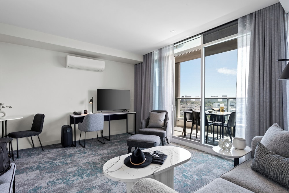 PUNTHILL SOUTH YARRA GRAND 29/61