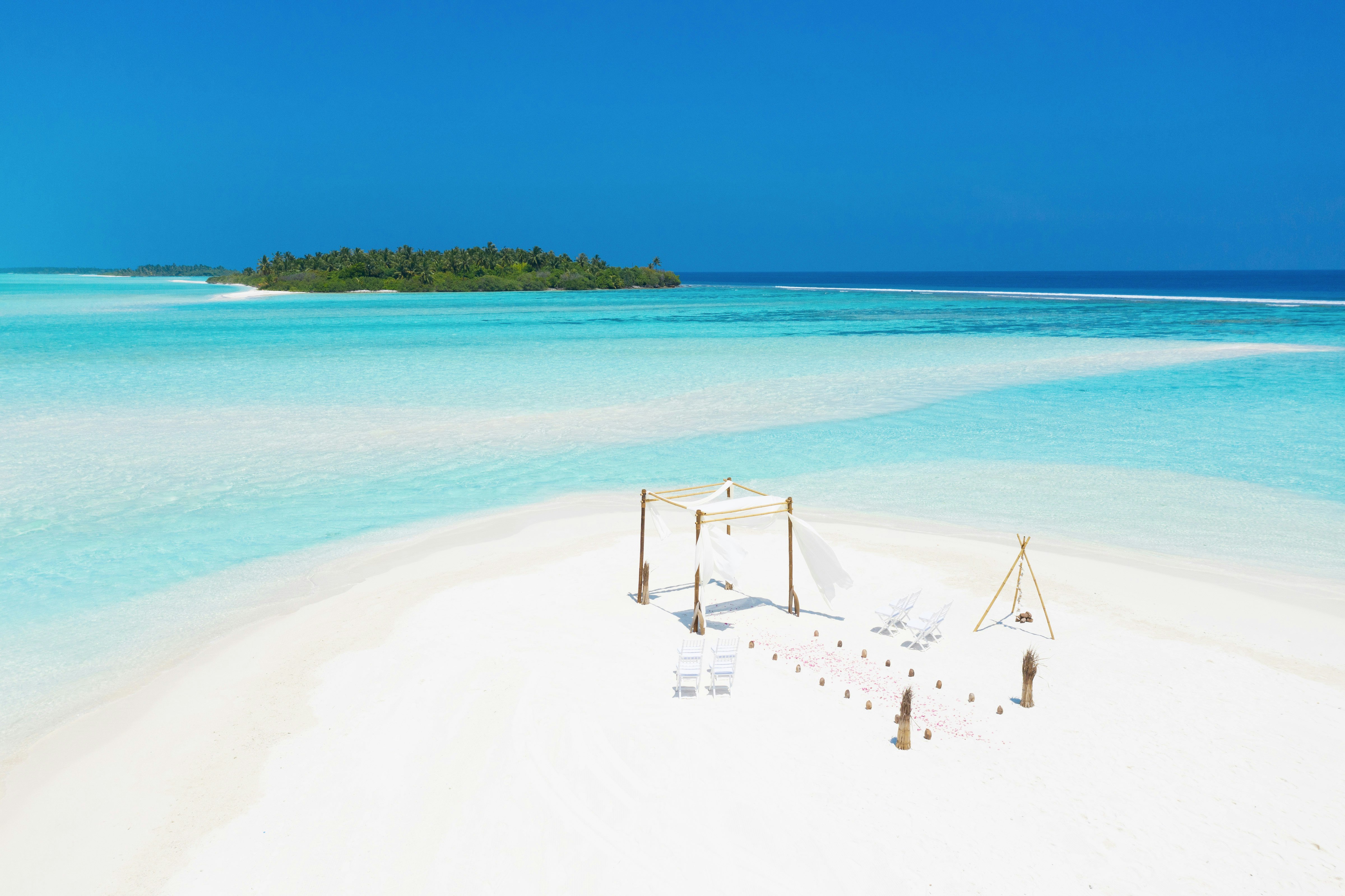 Kandima Maldives 126/129