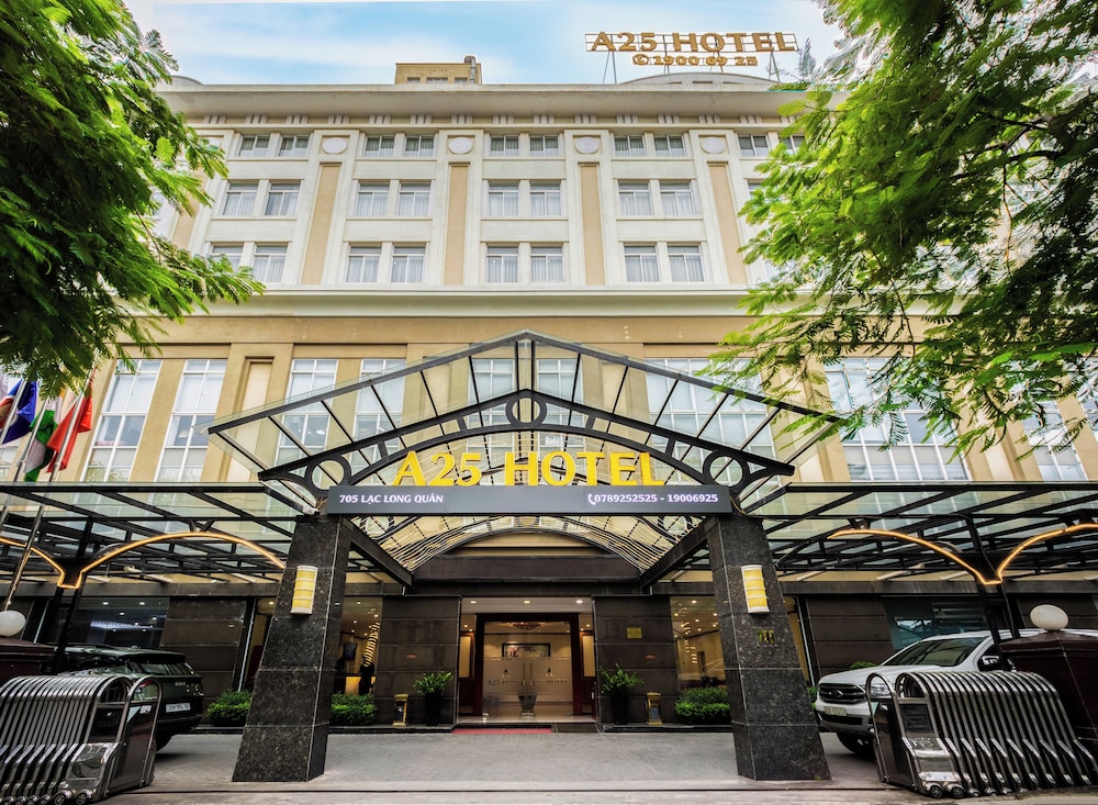 A25 Hotel - 705 Lac Long Quan 5/65