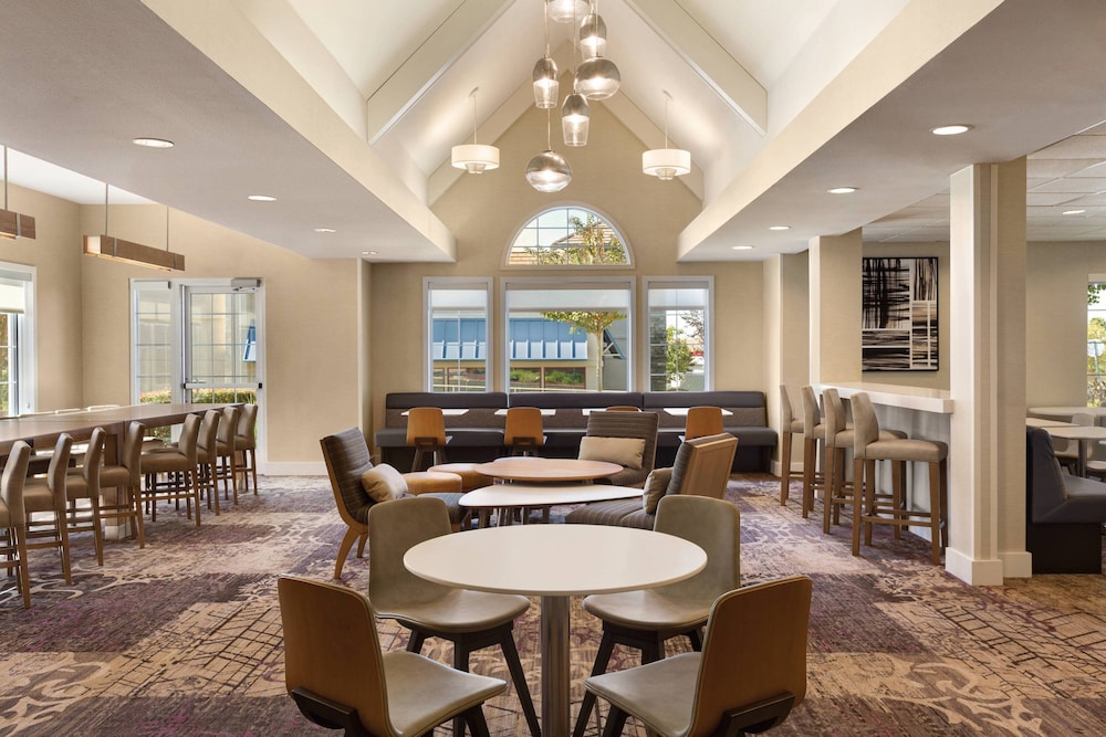 Residence Inn Sacramento Folsom 14/25