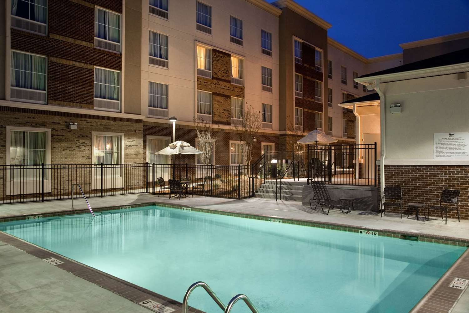 HOMEWOOD SUITES BY HILTON CHARLOTTE AYRSLEY NC in CHARLOTTE - NC