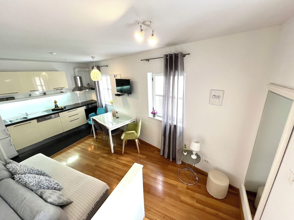Villa Daky 12/50