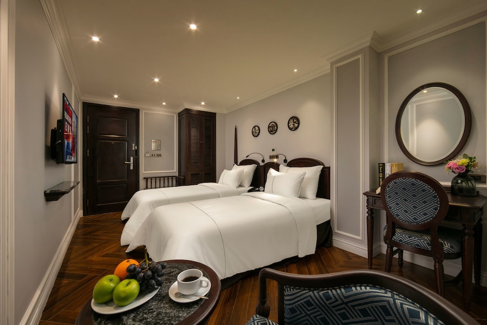 Canary Hanoi Hotel 18/43