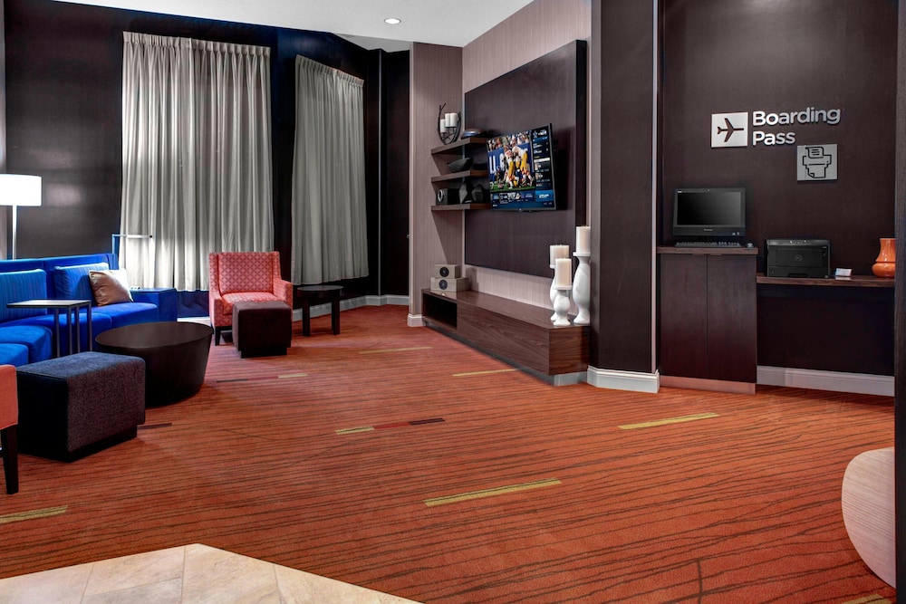 Courtyard By Marriott St Cloud Le St Germain Suite Hotel 5/28