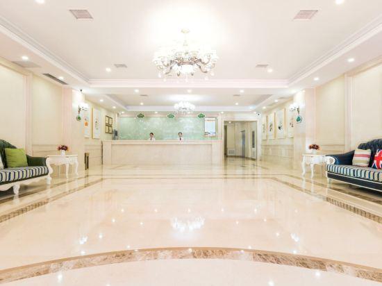 Vienna 3 Best Hotel (Ruida Apartment Building) 5/17
