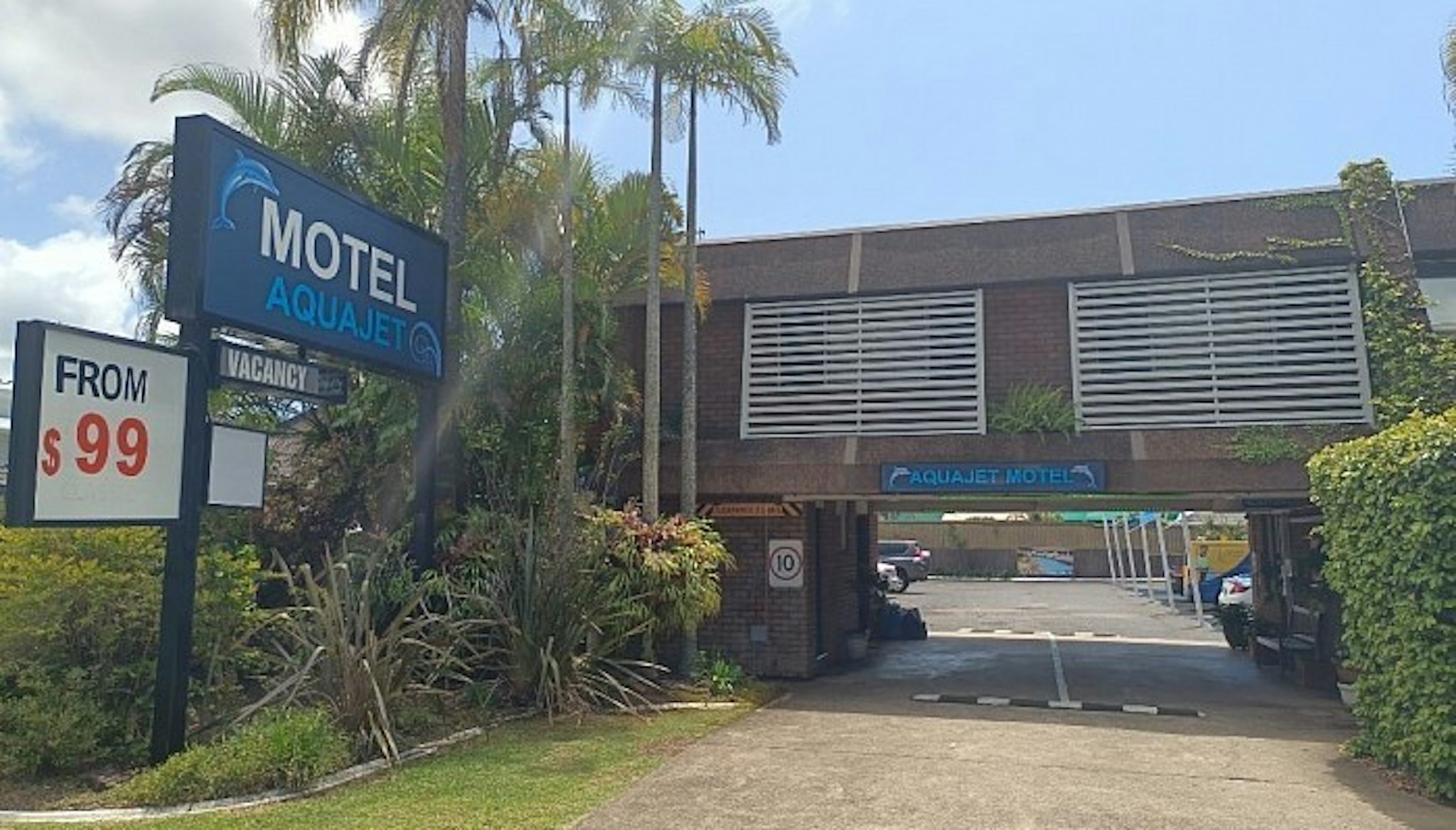 Aquajet Motel 32/35