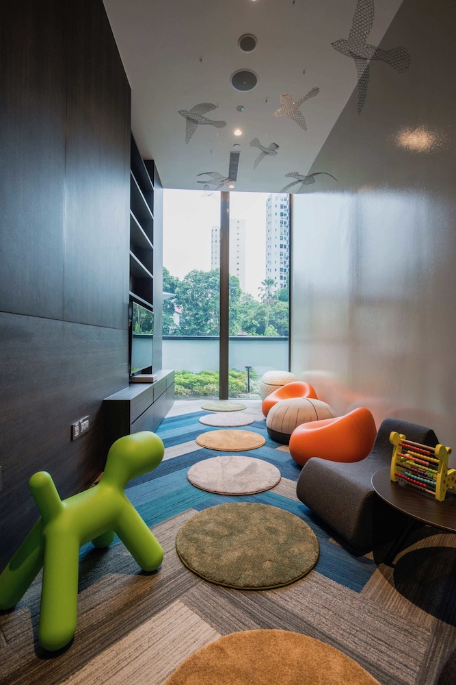 NOVOTEL SINGAPORE ON STEVENS 65/73