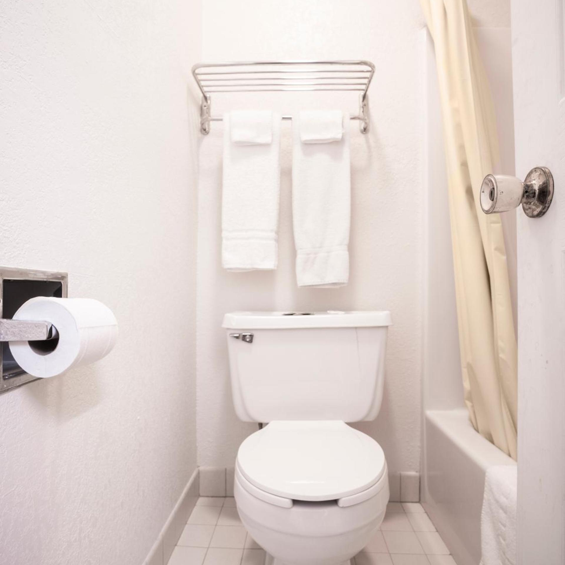 Executive Inn and Suites 50/50