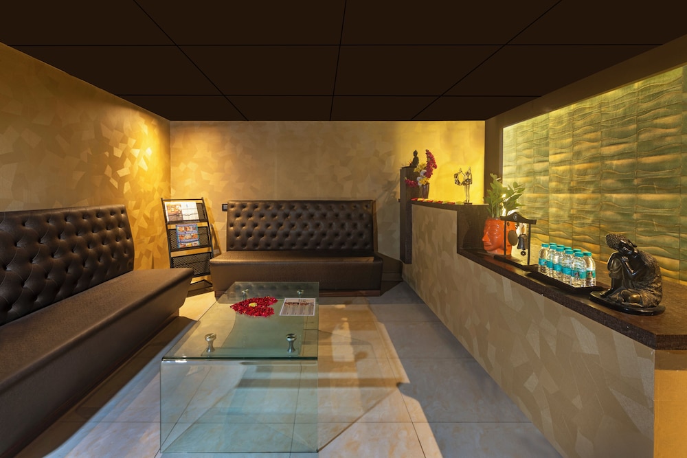 Hotel Hemaadri Grand 26/50
