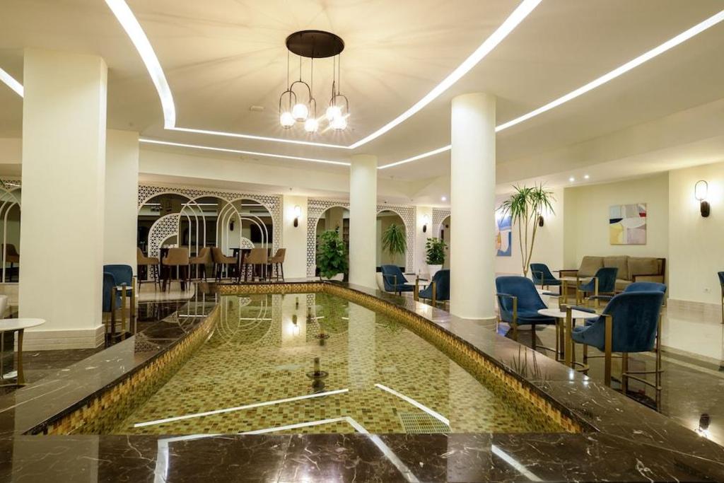Amwaj Blue Beach Resort &amp; Spa 26/57