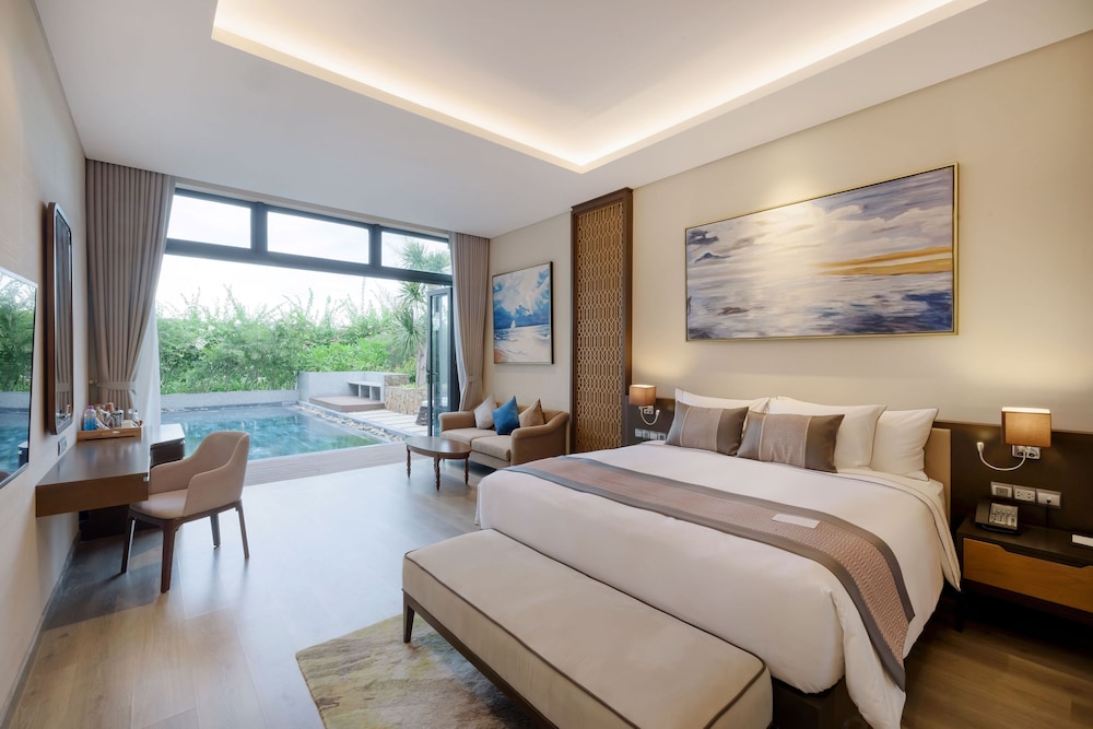 Room at Wyndham Grand KN Paradise Cam Ranh, CAM RANH