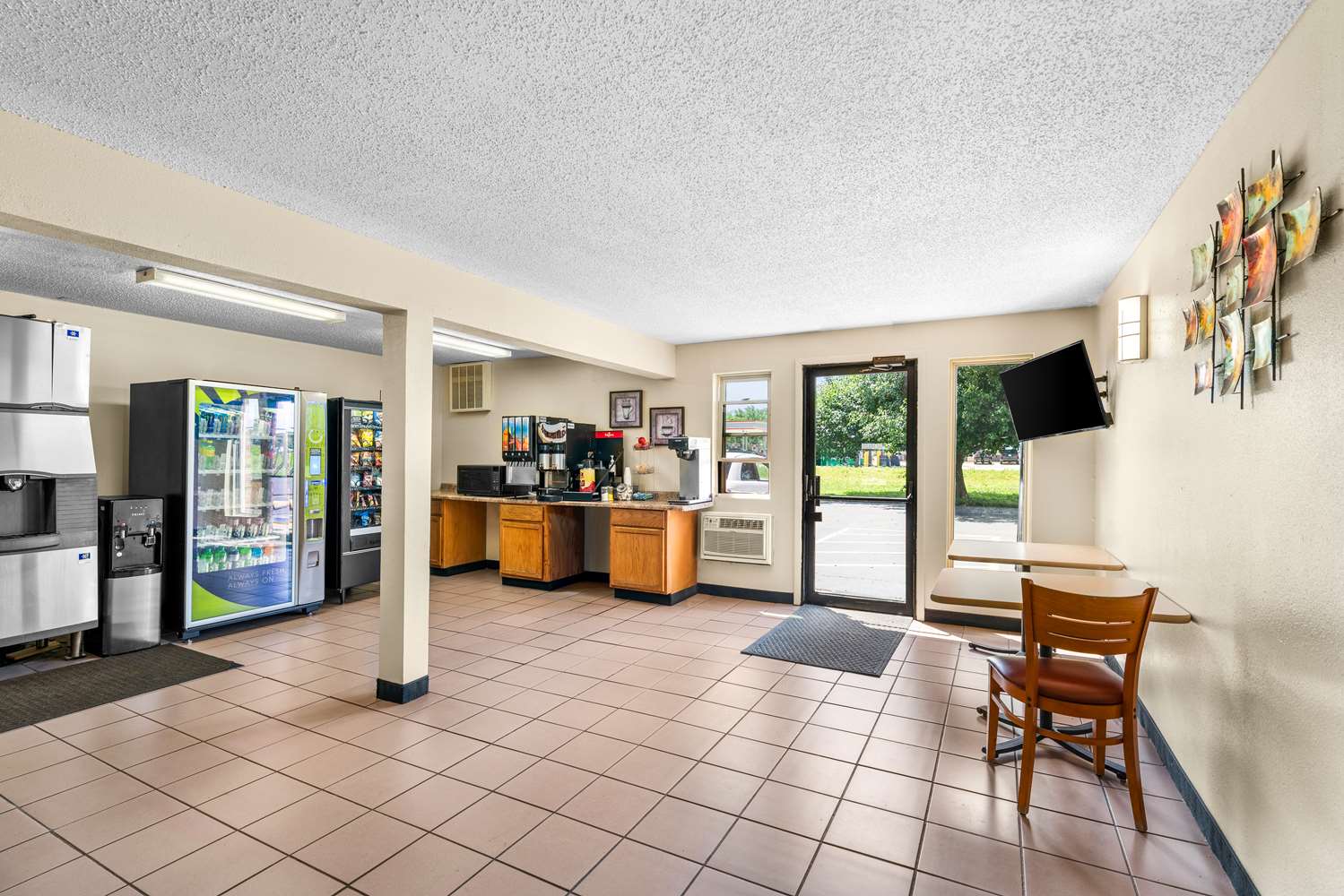 Americas Best Value Inn Decatur Il 10/32