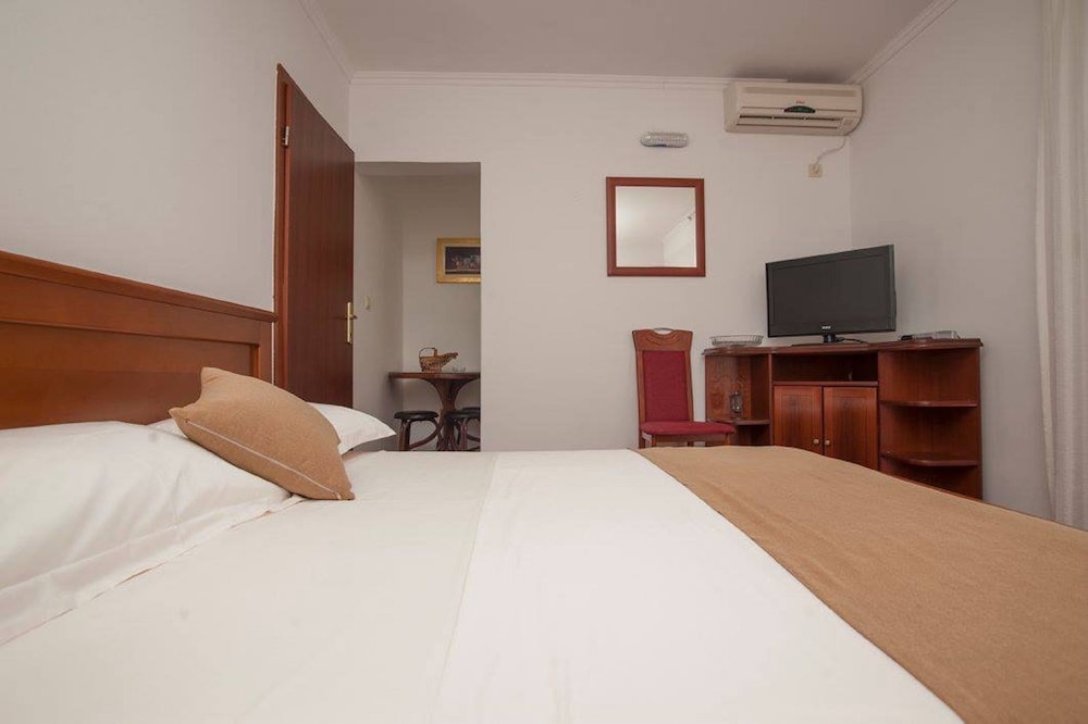 Guest House Medin 19/50